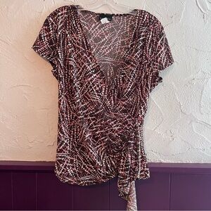 Brittany Black Flattering Patterned Top Size XL